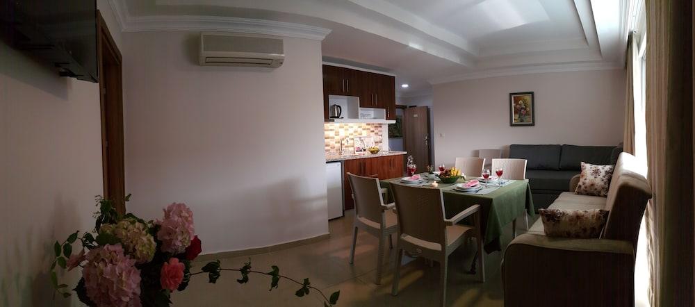 Midi & Hotel Alanya