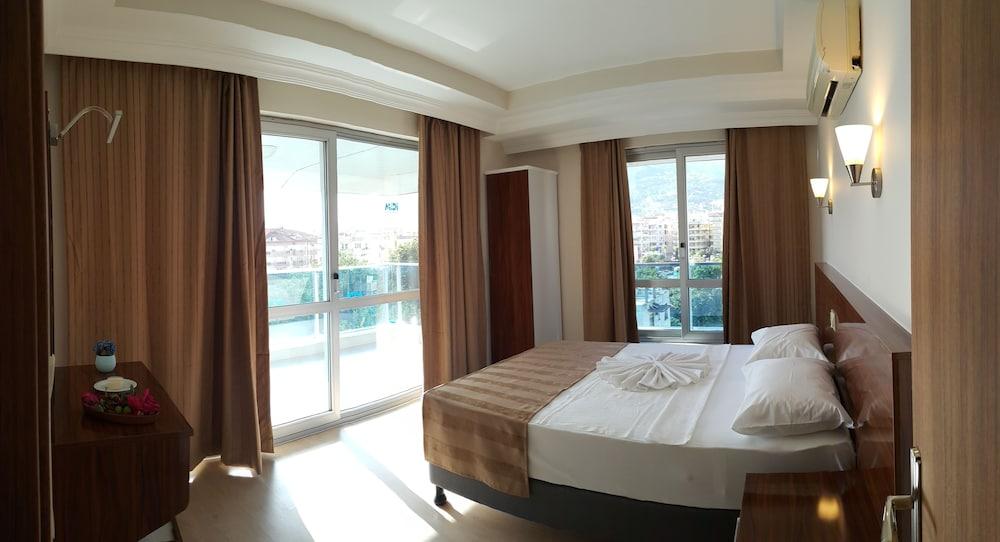 Midi & Hotel