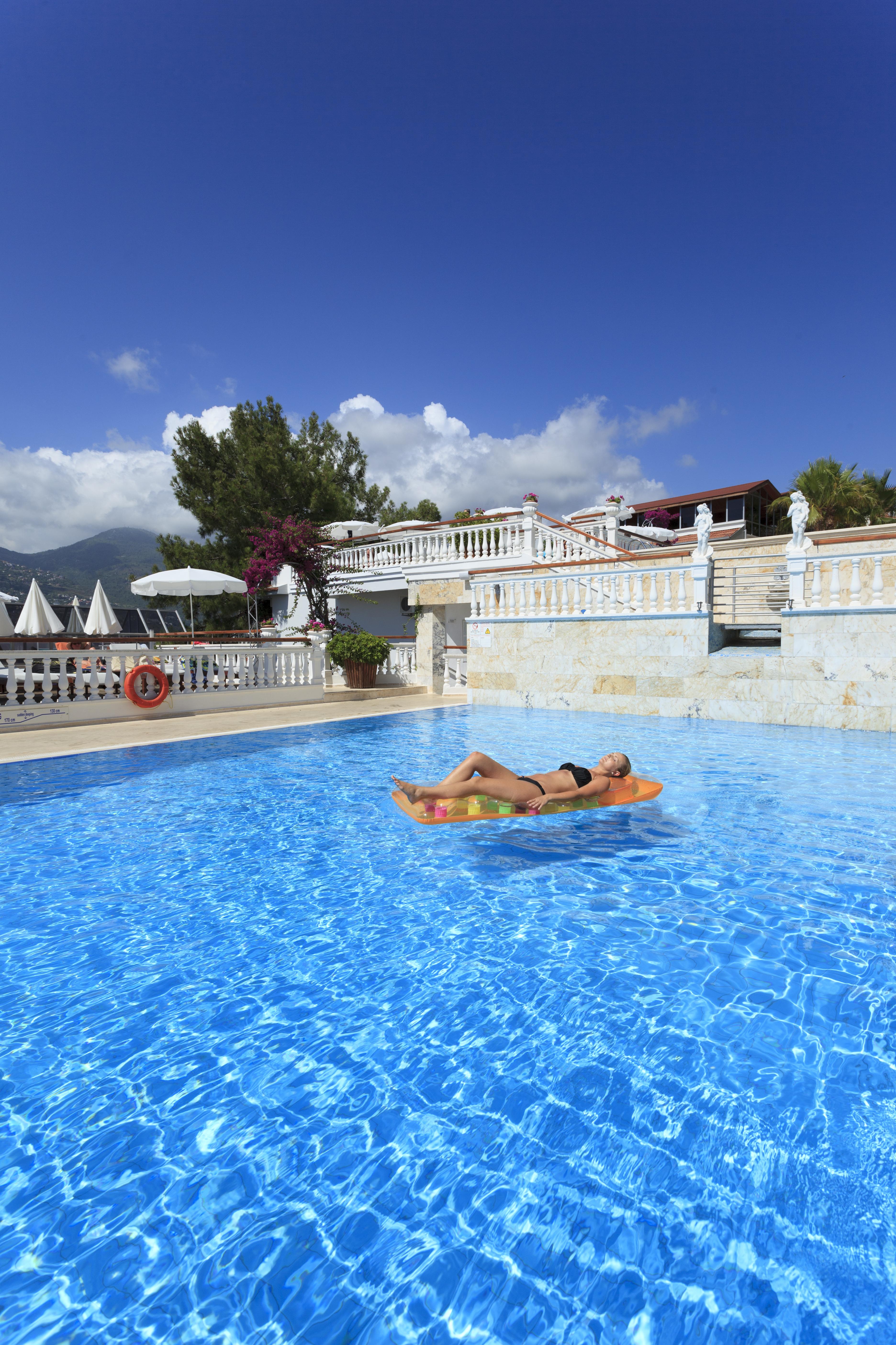 Hotel Sunny Hill Alya