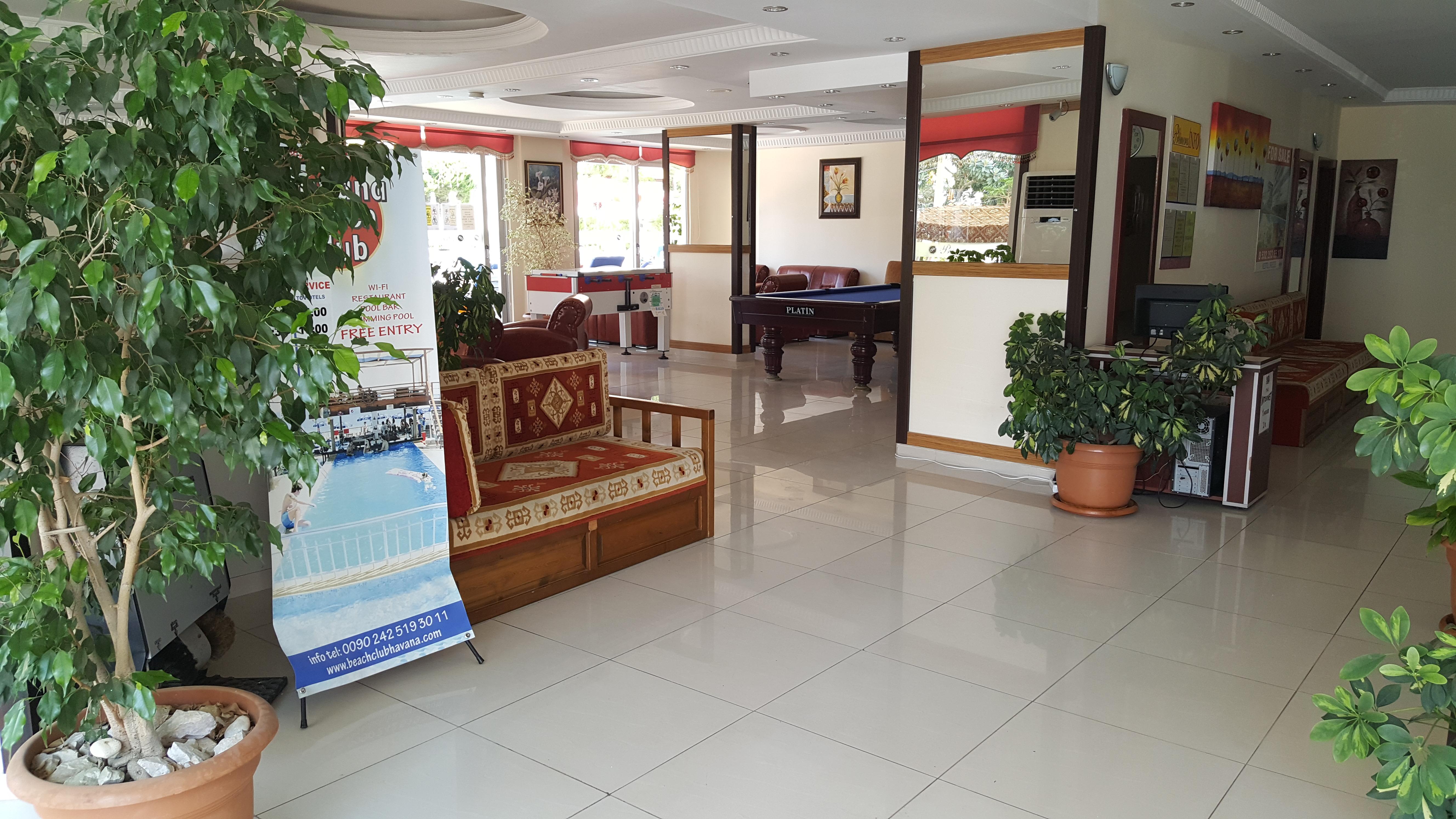 Aparthotel Primera & App