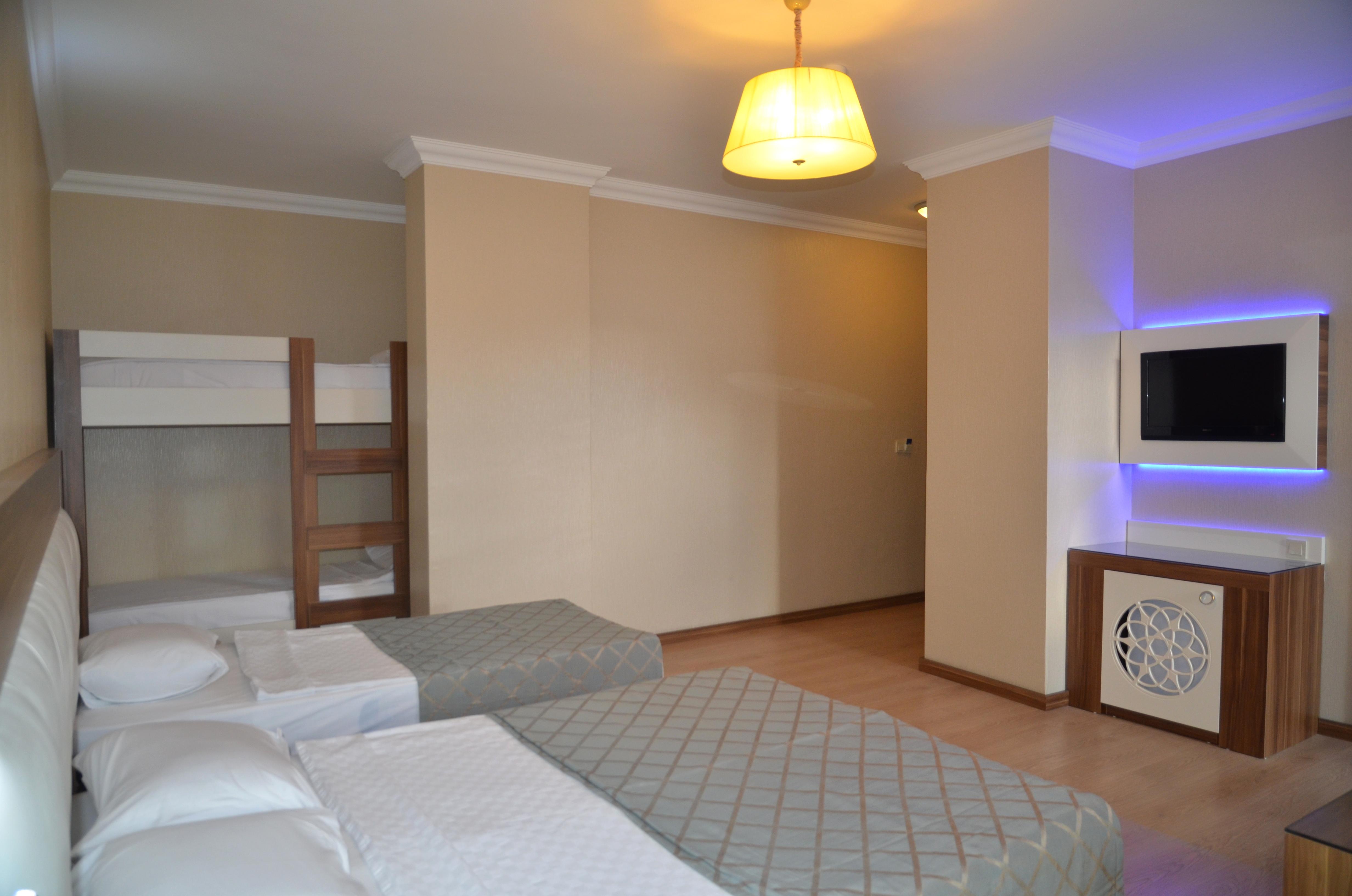 Hotel Grand Zaman Garden