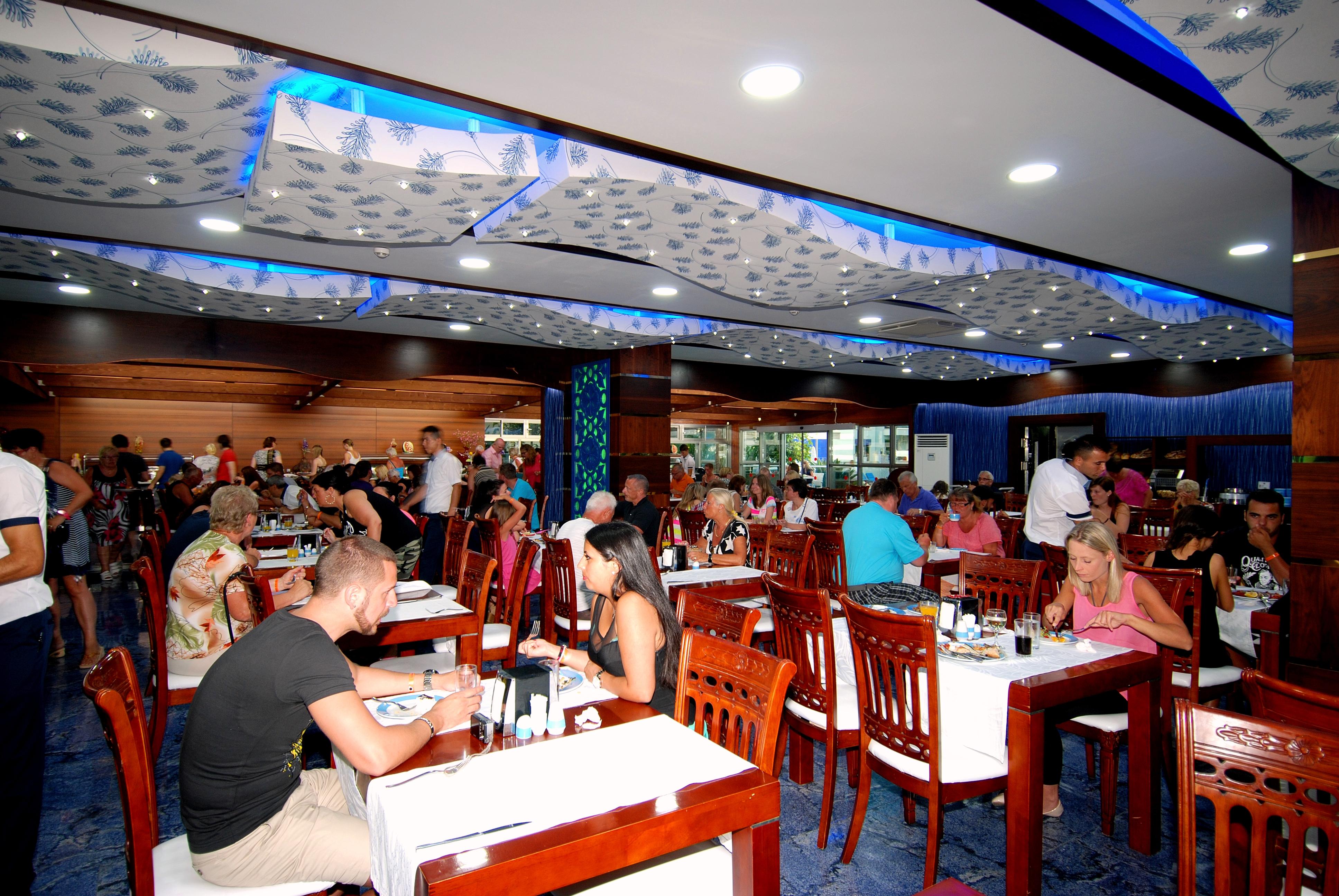 Hotel Grand Zaman Garden 4*