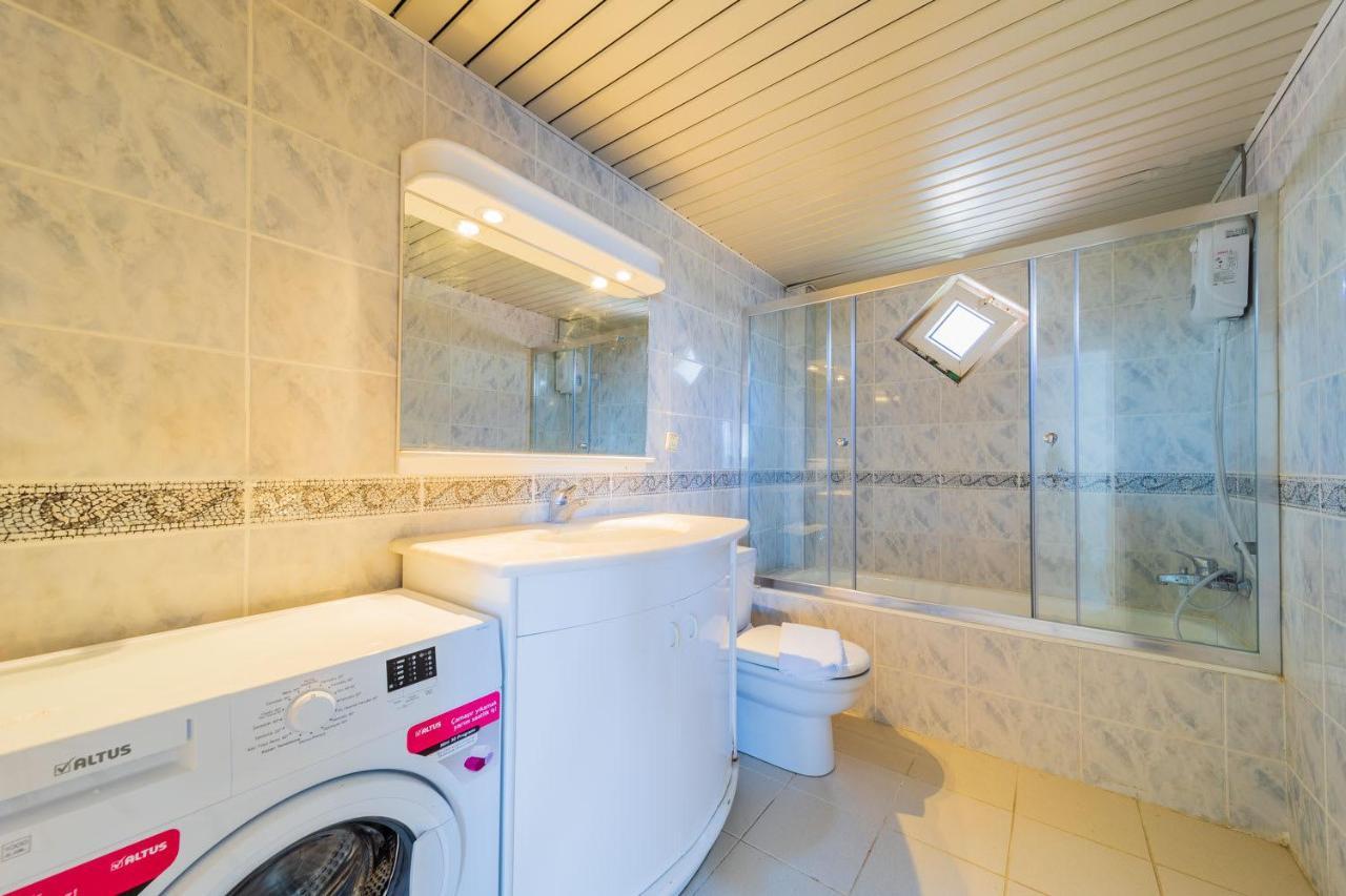 Superb Flat With Nature View And Balcony In Appartement *