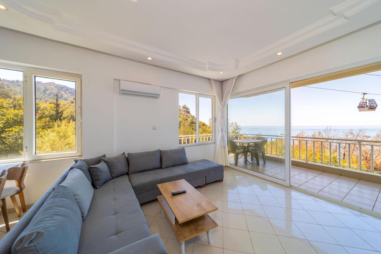 Superb Flat With Nature View And Balcony In * Alanya
