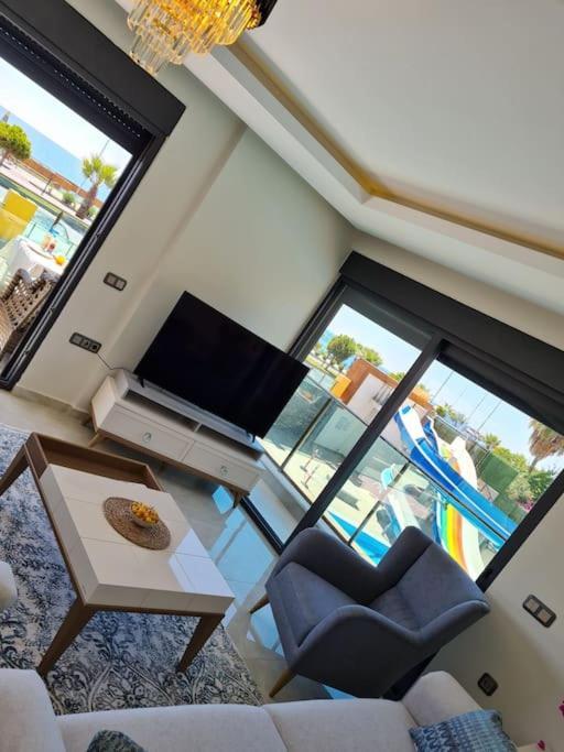 Luxurious With Sea View And Spa Center *