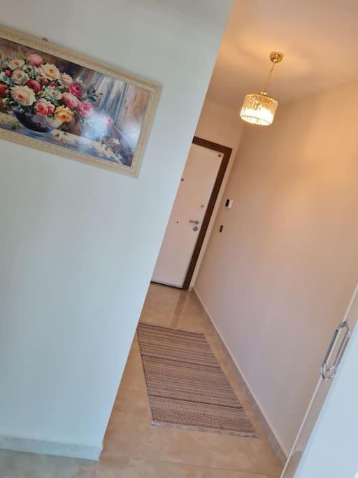 Luxurious With Sea View And Spa Center Apartment *