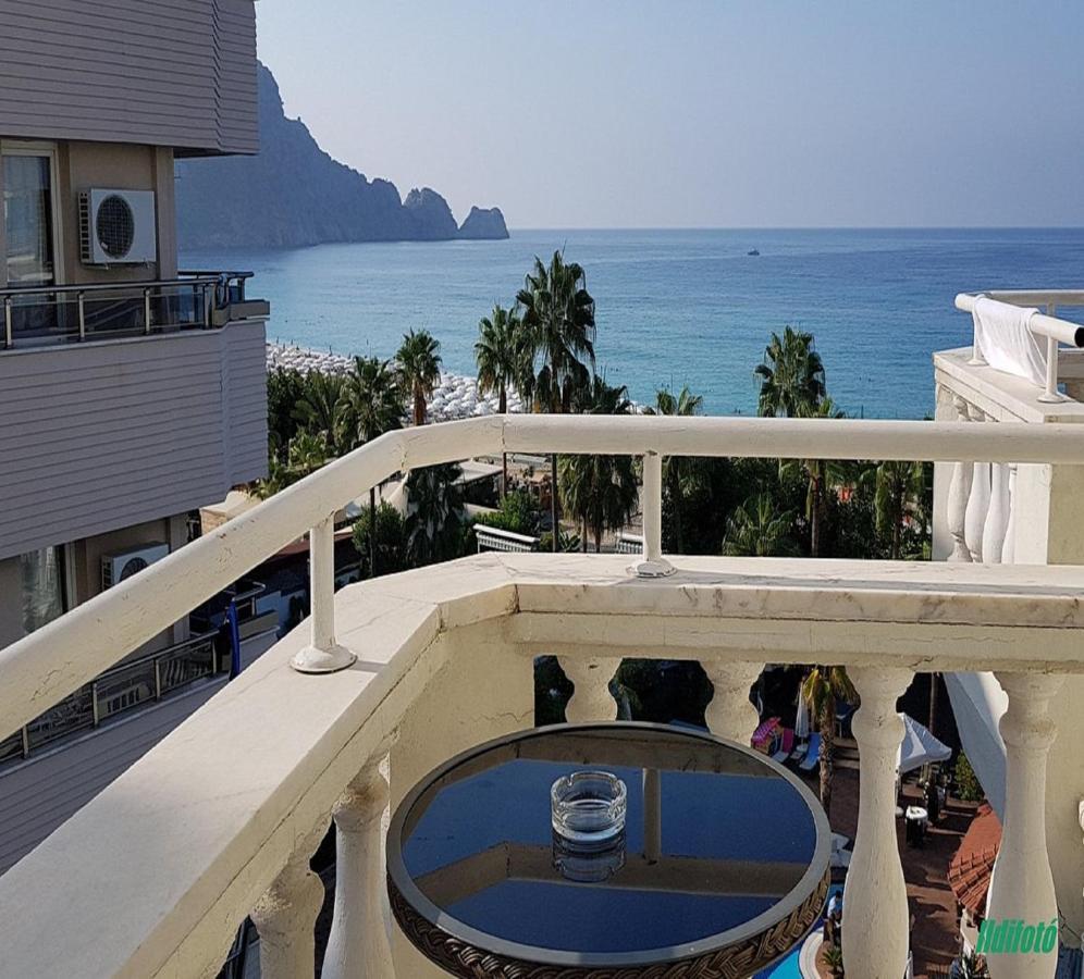 Azak Hotel 3*