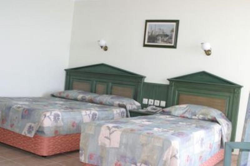 Akya Aparthotel