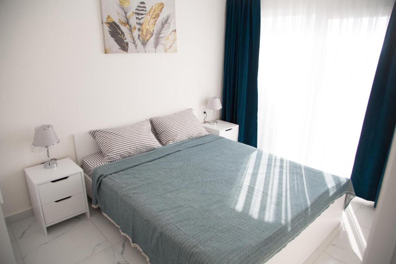 Art Life Apartment