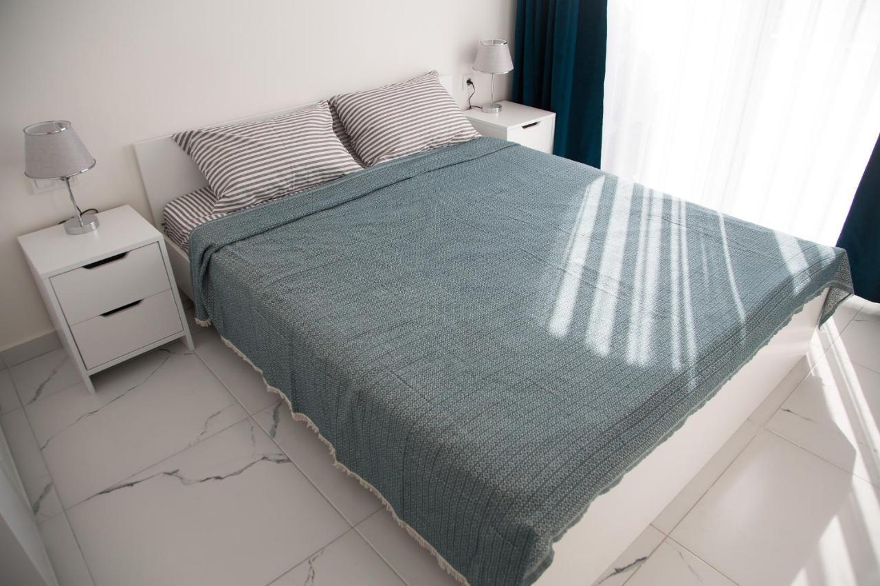 Art Life Apartment *