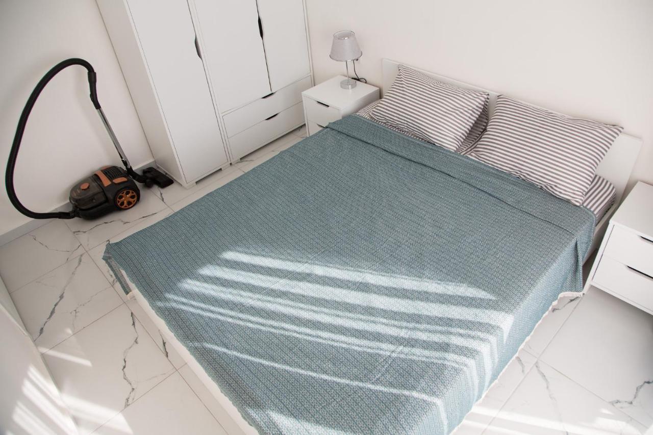 Art Life Apartment