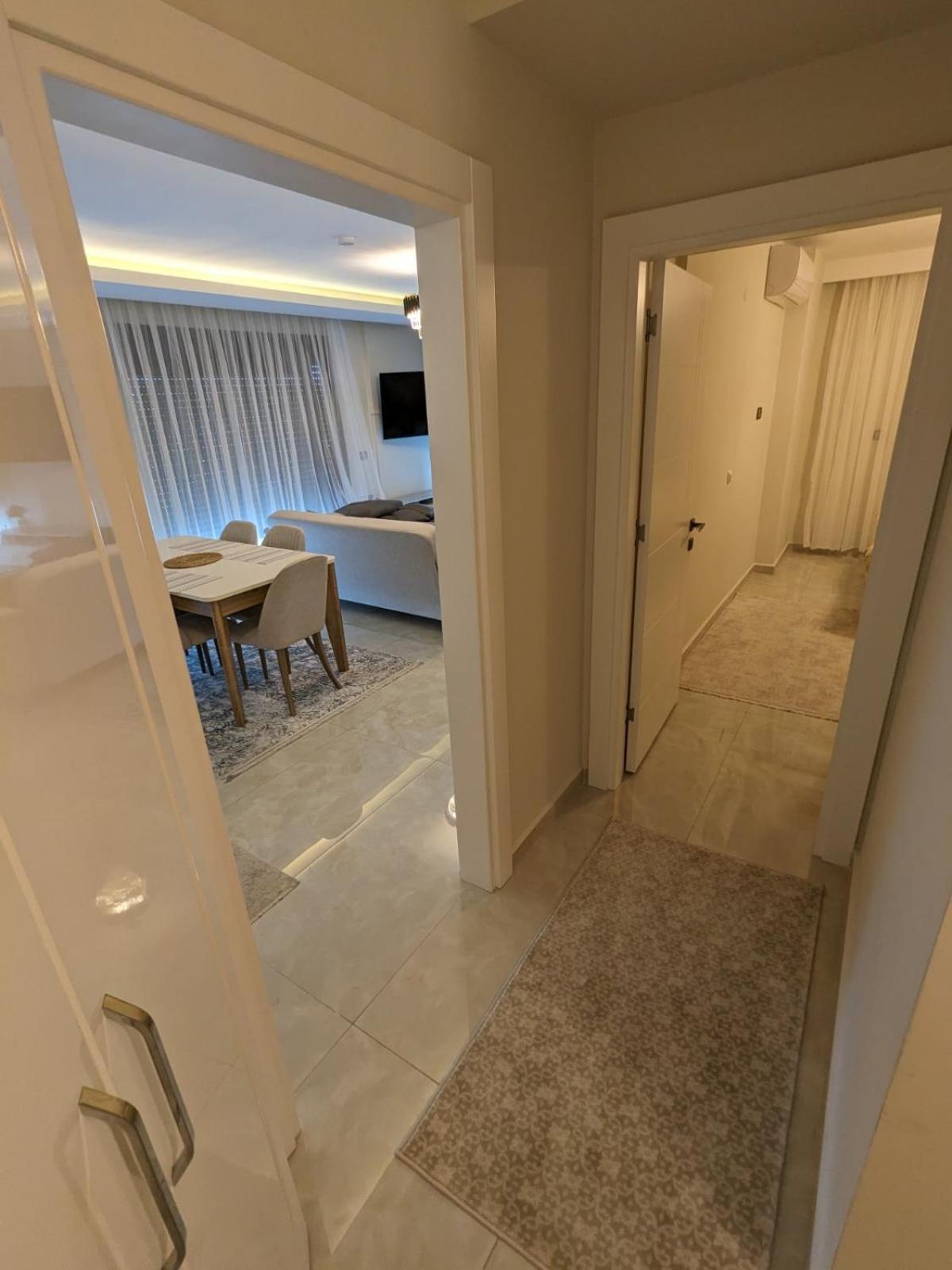 Apartment Luxurious With Sea View And Spa Center