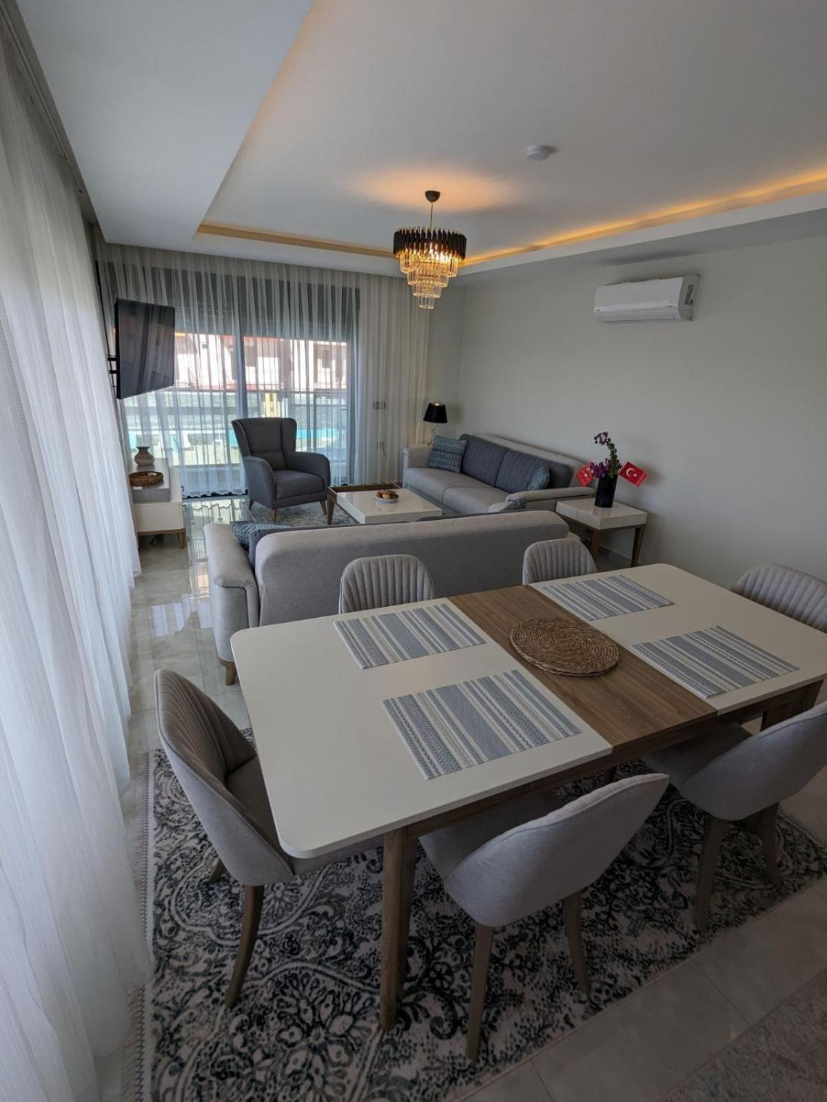 Apartment Luxurious With Sea View And Spa Center Alanya