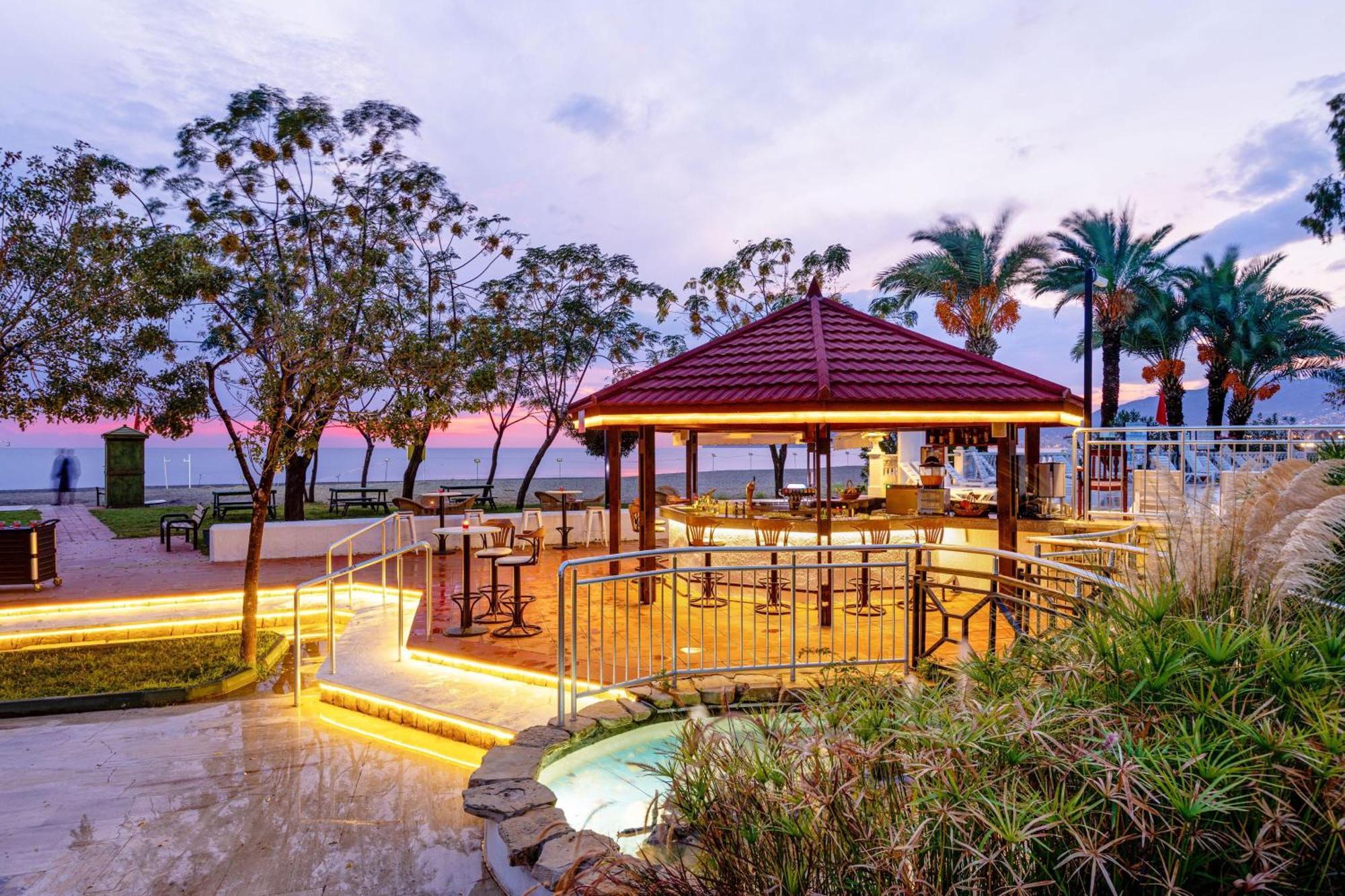 Resort Labranda Alantur 5*