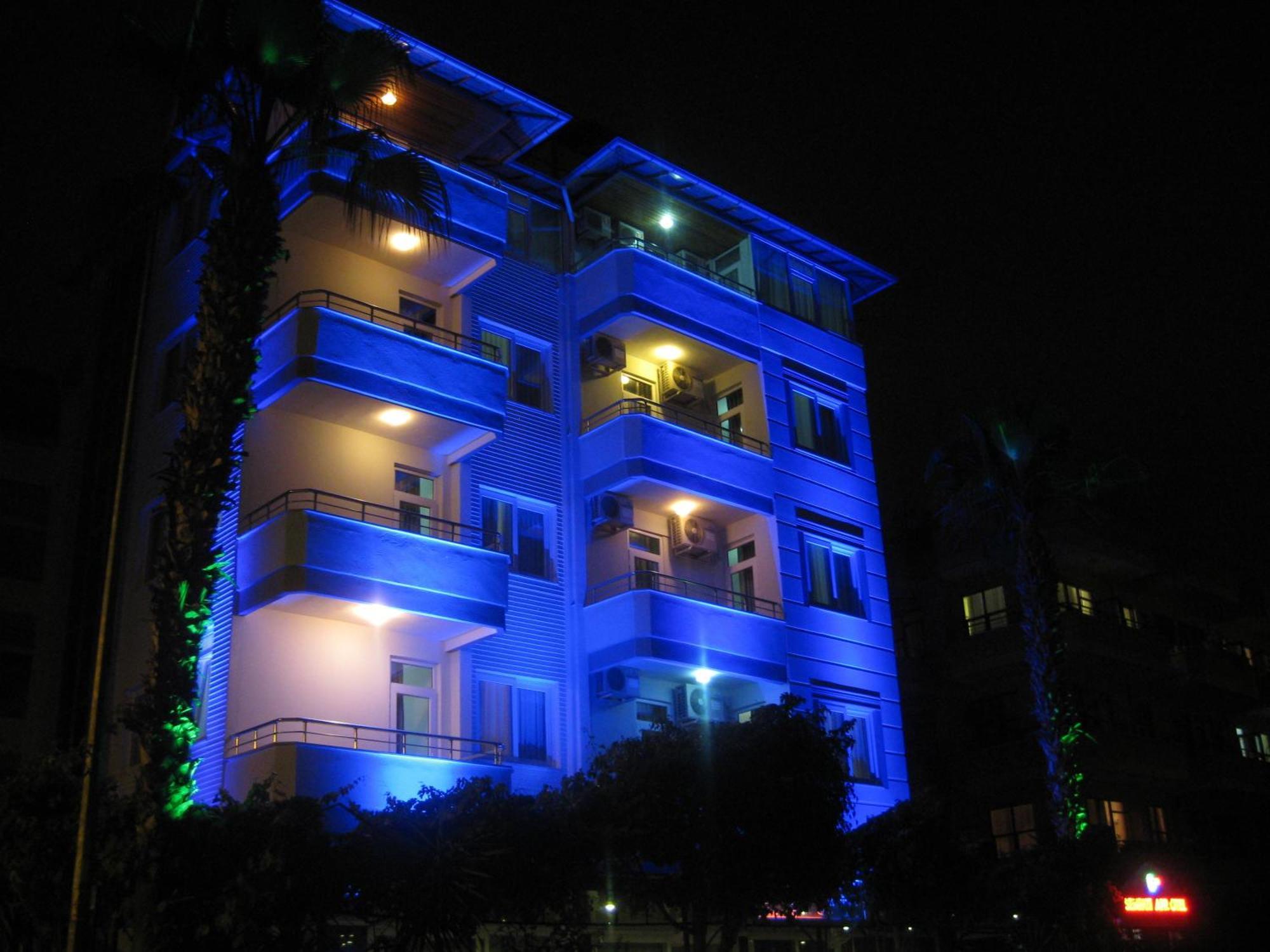 Aparthotel Sempati 4*