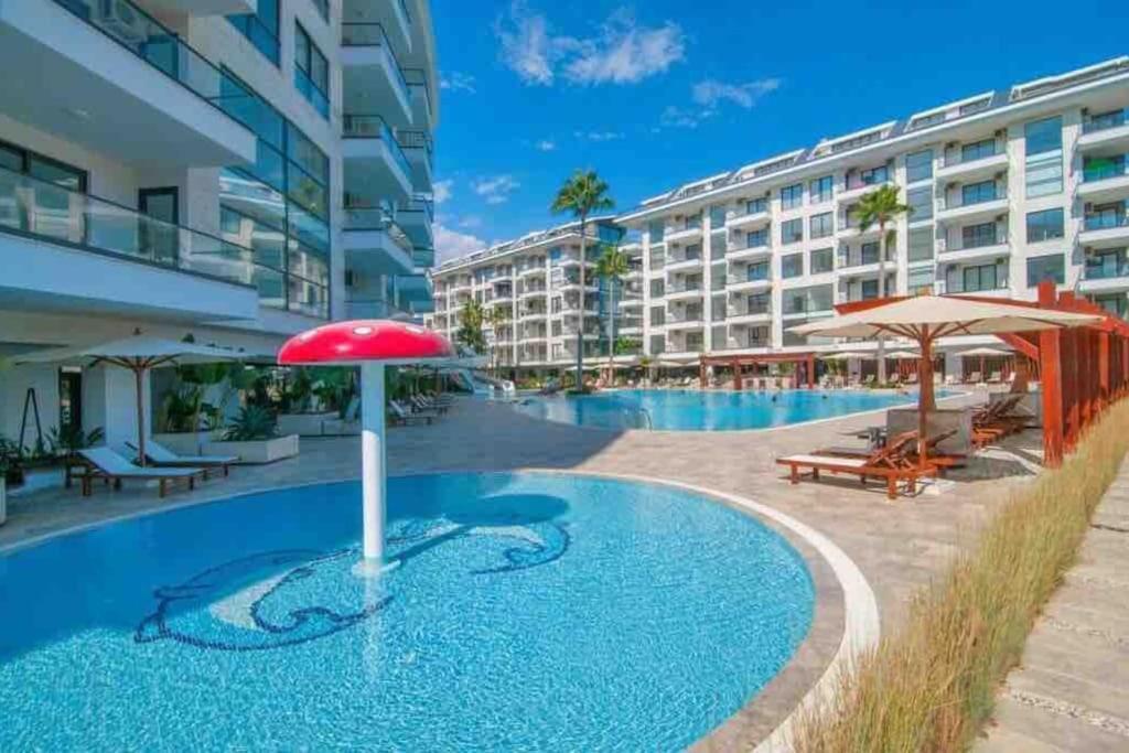Alanyada Havuzlu,denize Yakin, Lux Alanya