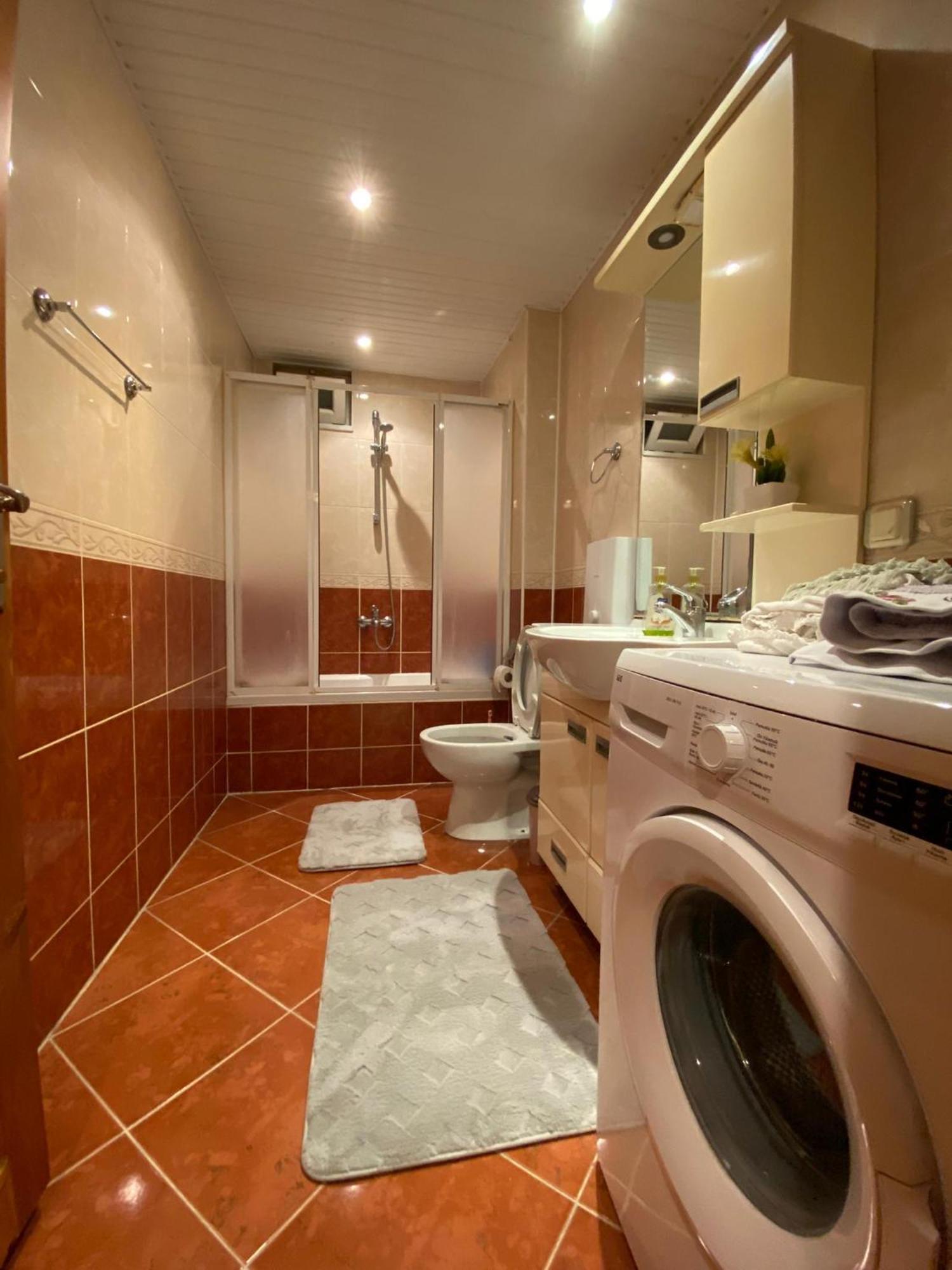 Merkezde Denize 100mt 2+1 Apartamento Alanya