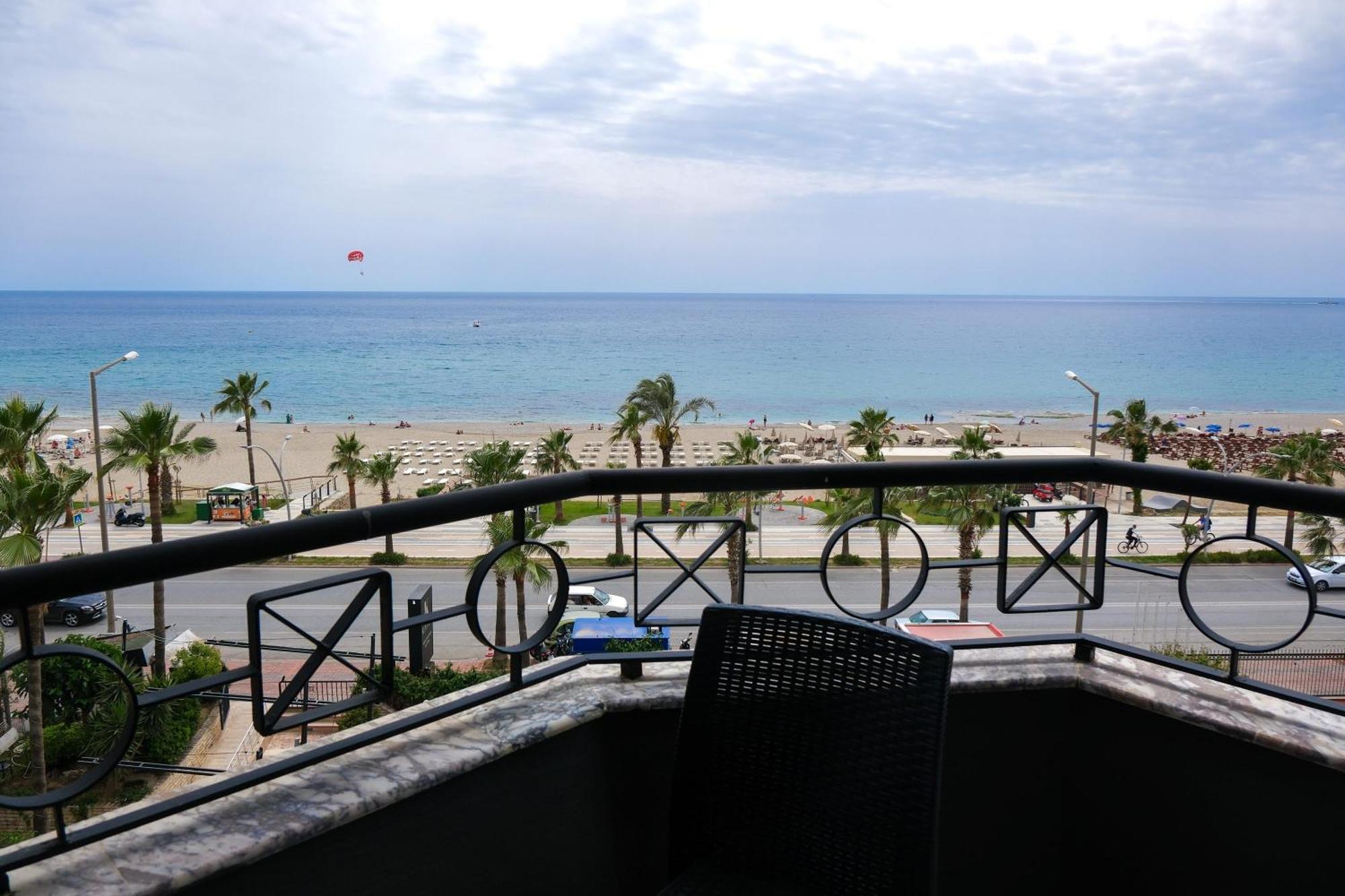 Resort Kaila Krizantem 4*