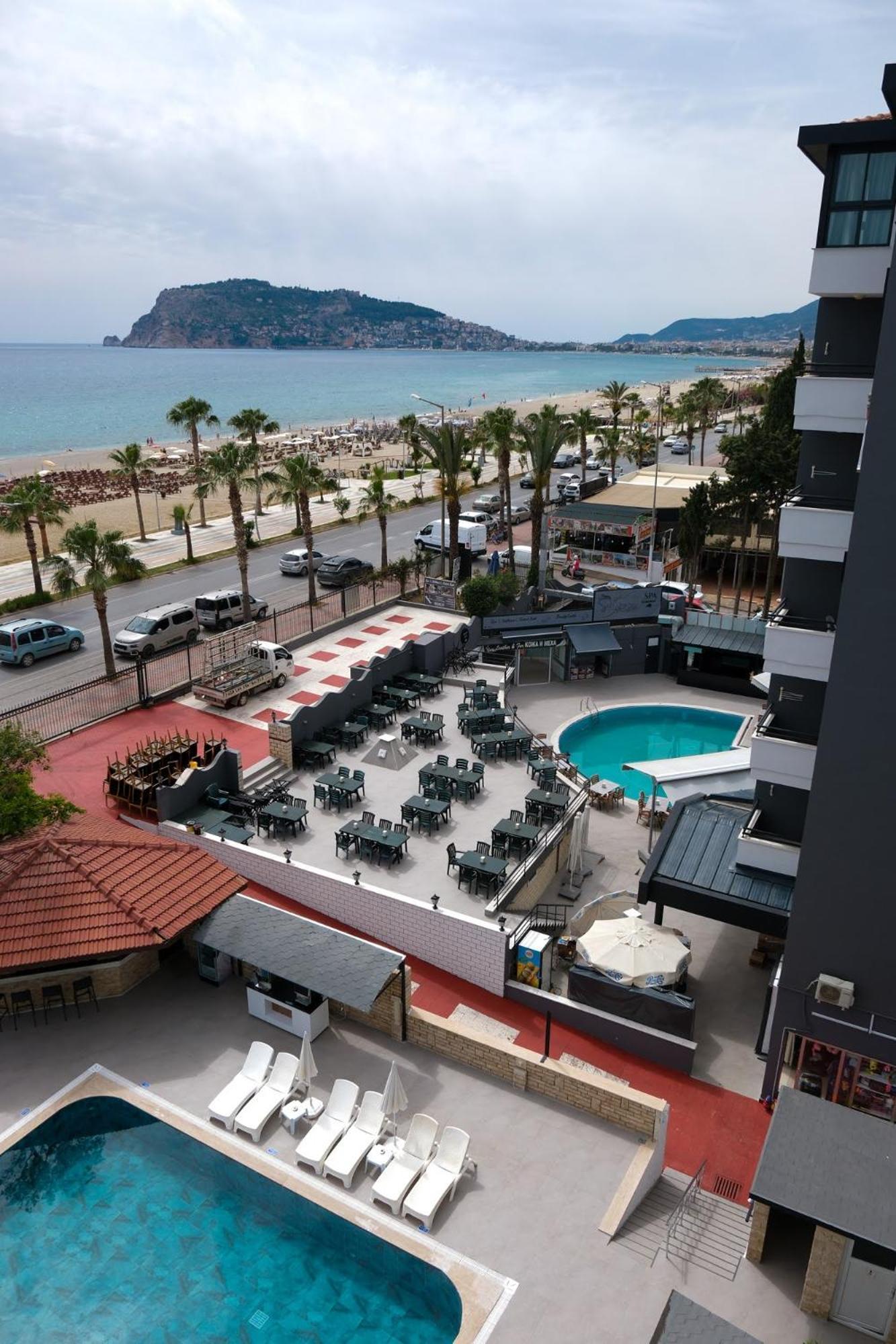 Resort Kaila Krizantem 4*