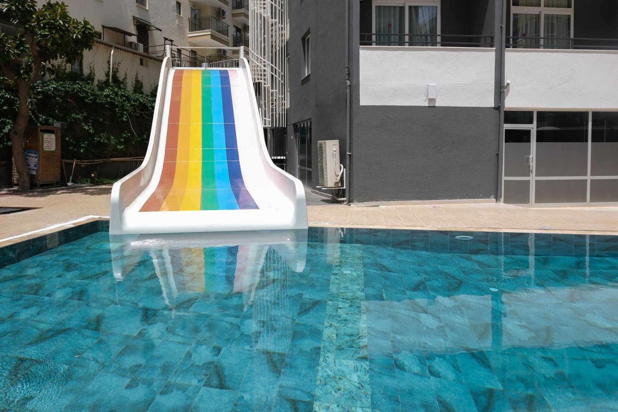 Kaila Krizantem Alanya