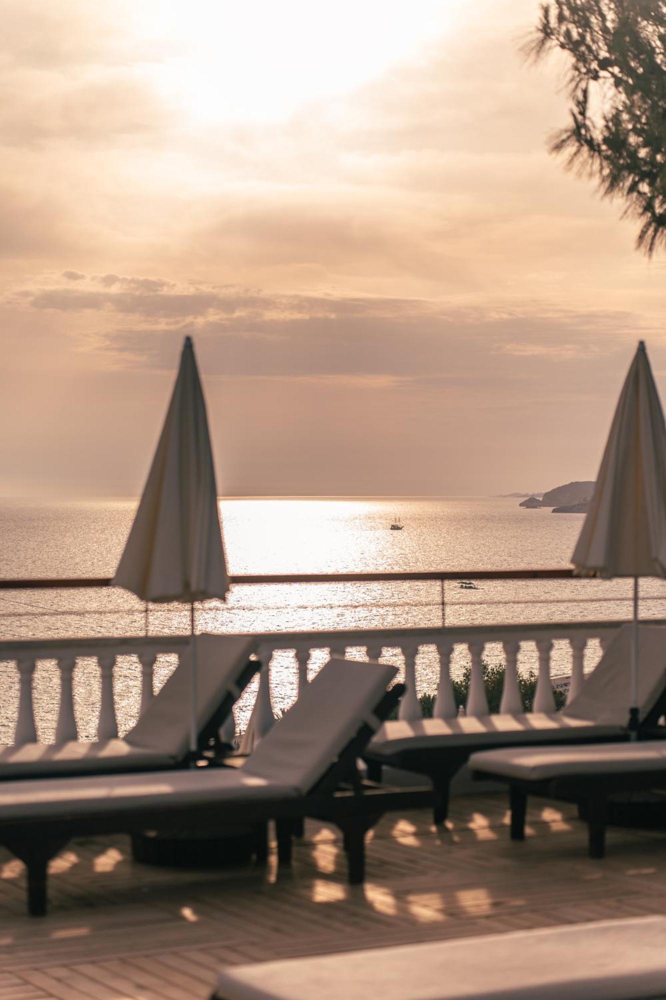 Hotel Sunny Hill Alya 4*