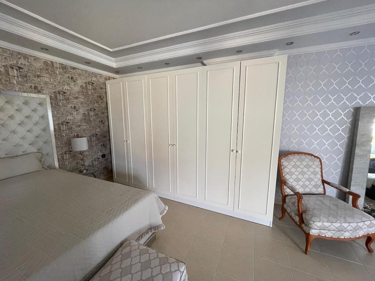 Villa Luxury, 6 Bedroom, 3 Bathroom Alanya