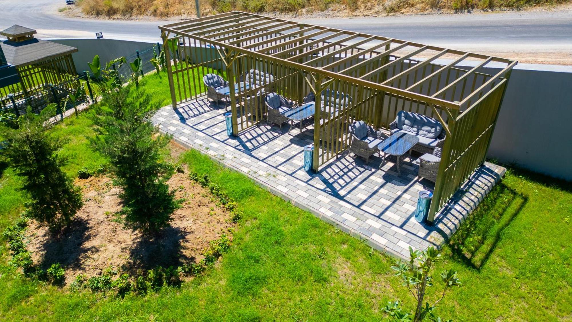 Seda Holiday Apartment *