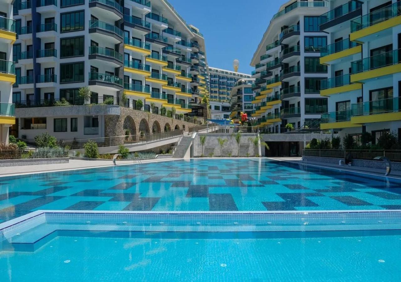 Luxury Seaview With 9000 M2 Access * Alanya