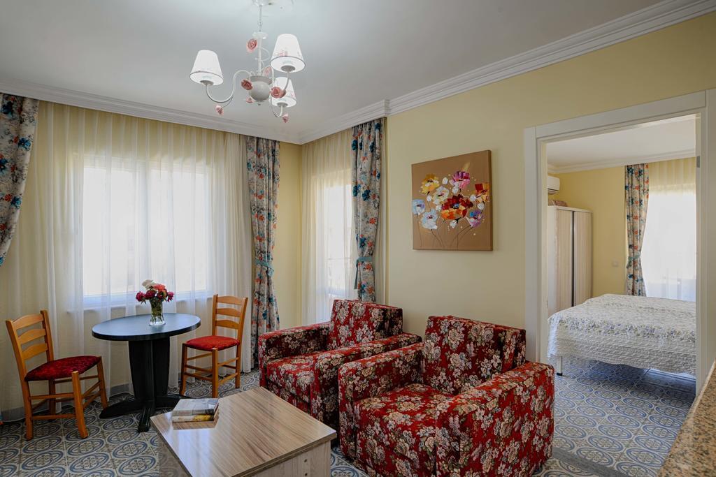Aparthotel Akya 4*