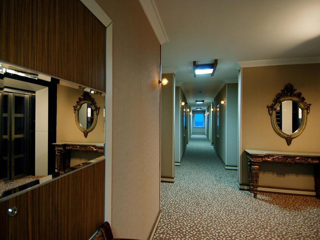 Hotel Grand Zaman Garden