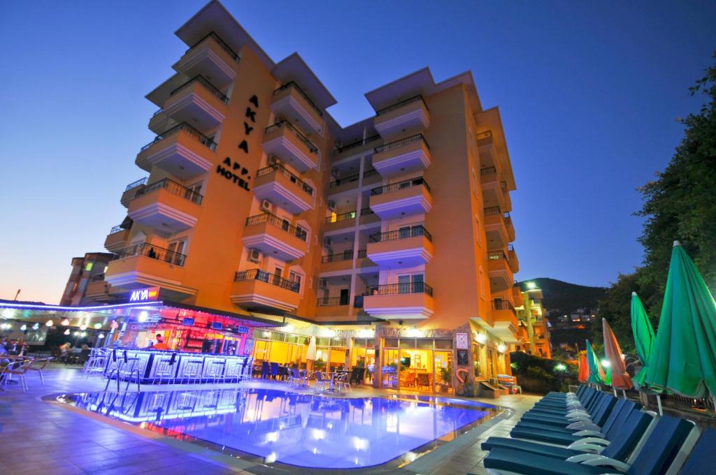 Akya Aparthotel 4*
