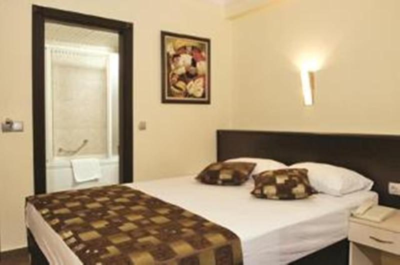 Kemalhan Beach 4*