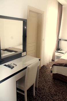 Murat Hotel