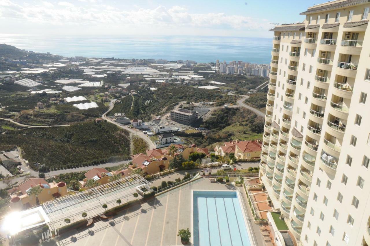 Gold City 3b Main Building Penthouse With Free Aquapark Apartment *