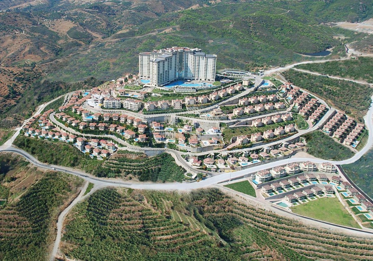 Gold City 3b Main Building Penthouse With Free Aquapark Apartment