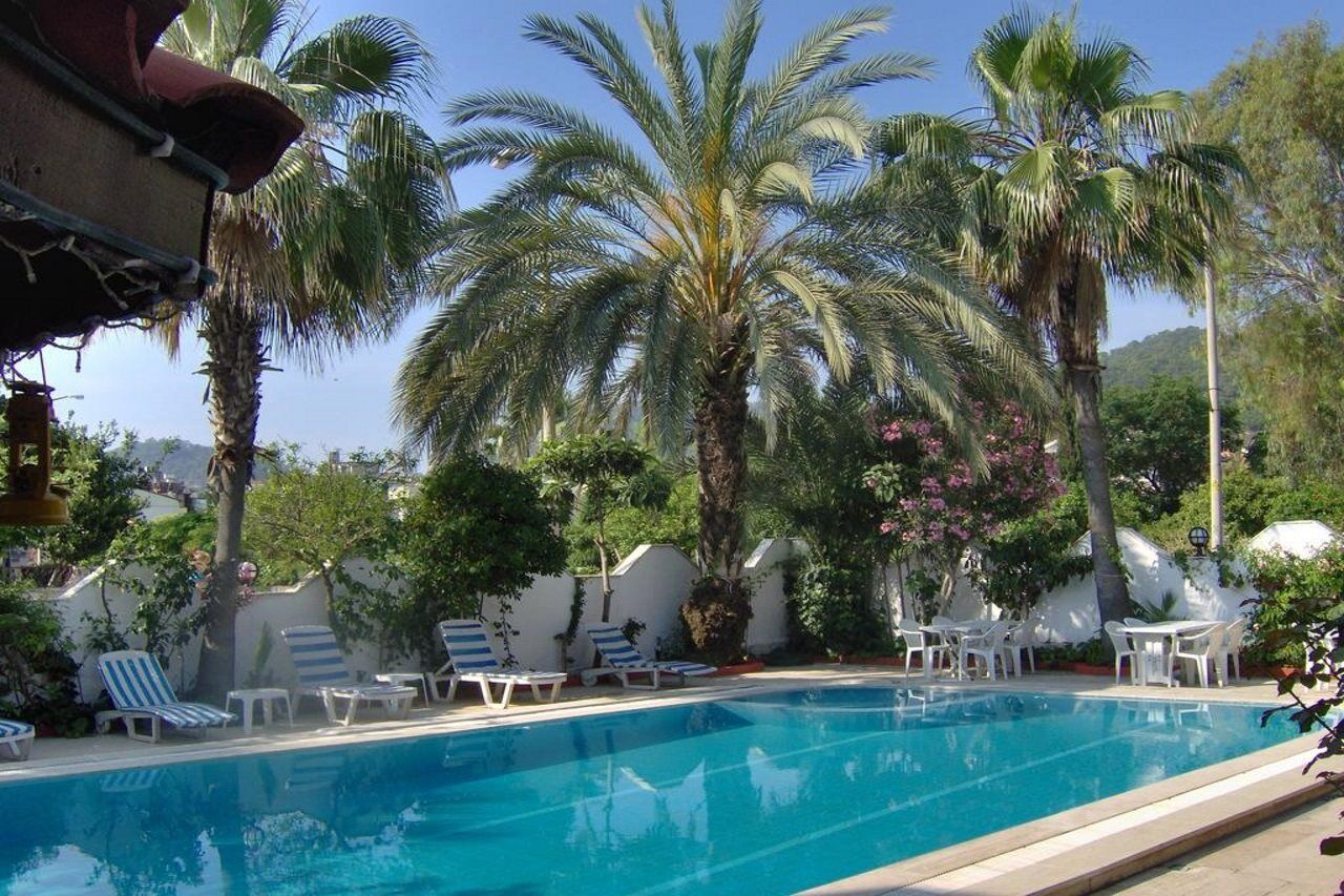 Murat Hotel 3*