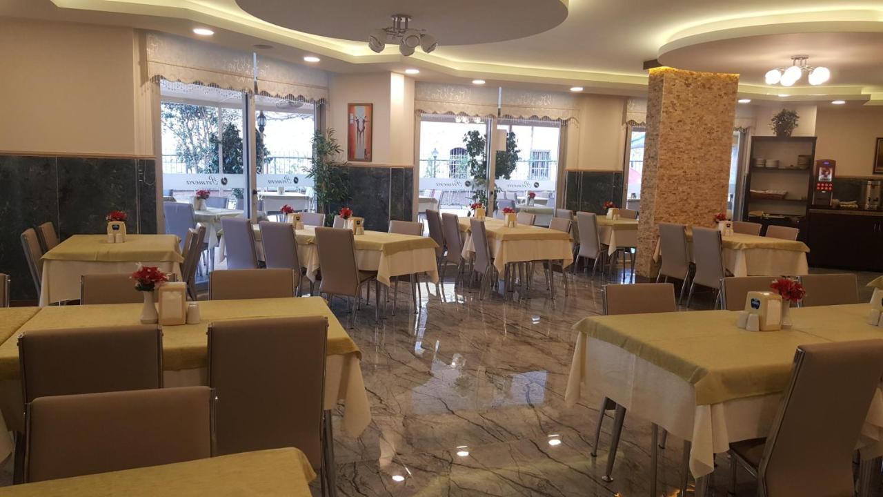 Aparthotel Primera & App