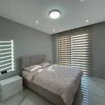 Square Light Residence
