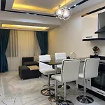 1+1 New Cozy Apartment In The Center Of Alanya.
