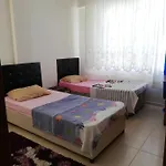 Caner Sitesi Apt No:211B Blok/B Kat:2 No:5