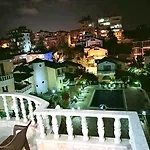 Yildiz Deluxe Villa