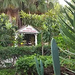 Holiday World Hotel