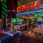 Bueyuek Hotel (Adults Only)