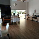 Crystal Towers Apart Hotel