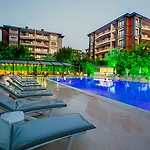 Royalisa Hotel