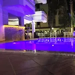 Christina Apart Otel