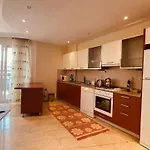Alanya Tosmur, serin Dimçay’ının kenarında..