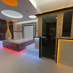 Yekta Kingdom Trade Center Apartment 1+1 Luxury