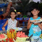 Almera Park Apart Hotel