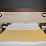 Hawaii Suite Beach Hotel